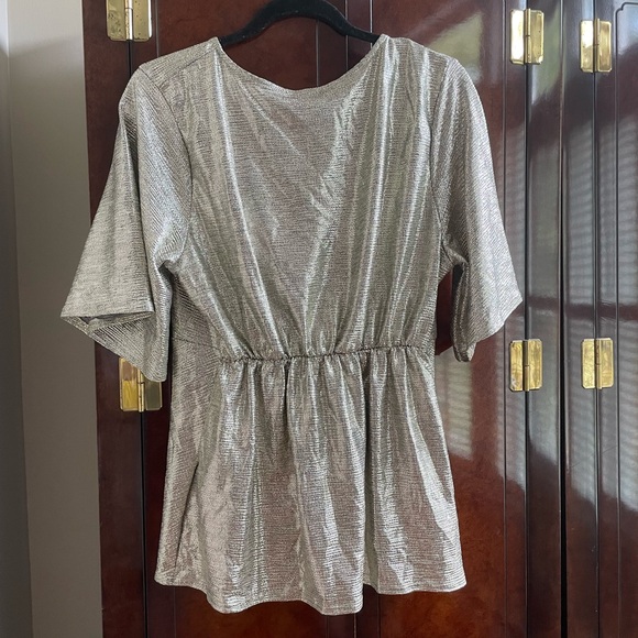 Metallic Wrap Front Top - Size 16 - Picture 5 of 5